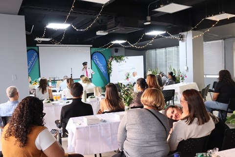 1003865332.jpg